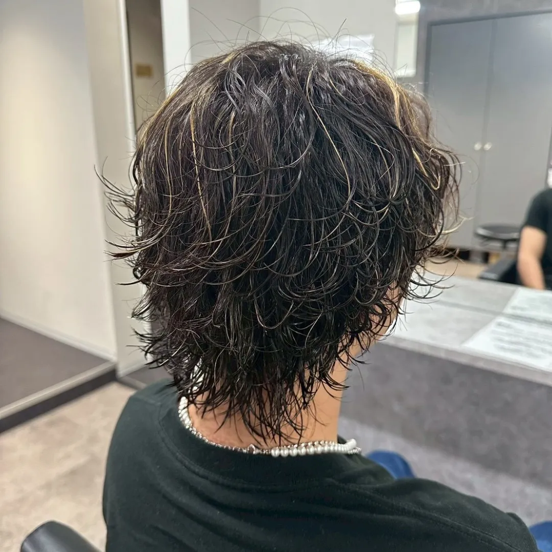 立川にある私たちの美容室で、あなたの個性を最大限に引き出すス...
